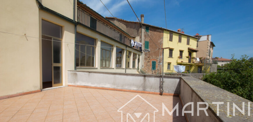 Apartment with Garden, Terrace and Garage