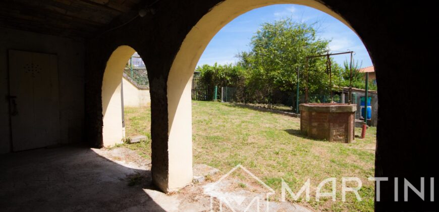 Apartment with Garden, Terrace and Garage