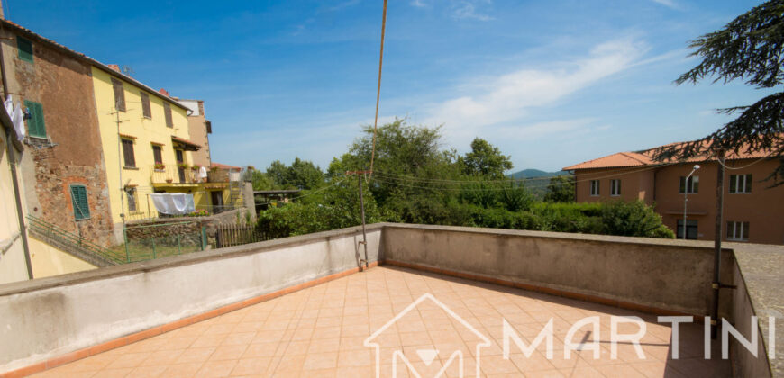 Apartment with Garden, Terrace and Garage