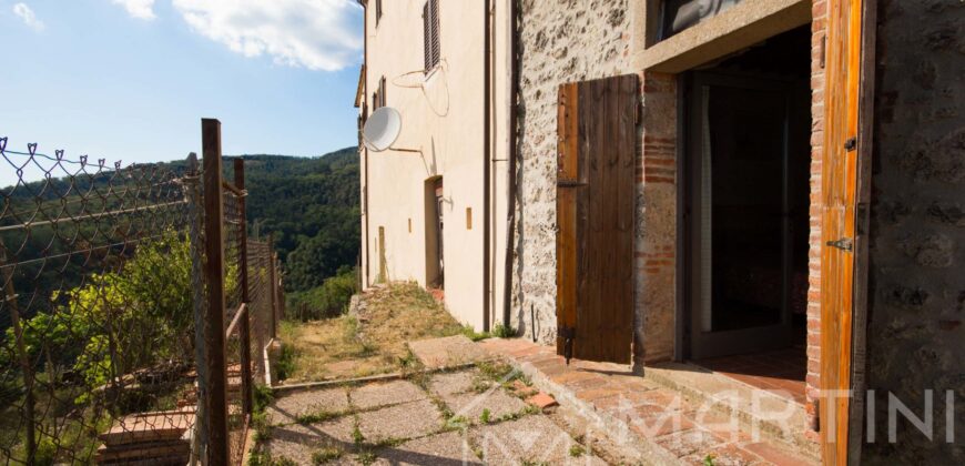 Villetta a Schiera Stile Rustico con Vista Panoramica