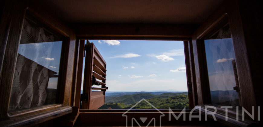 Villetta a Schiera Stile Rustico con Vista Panoramica