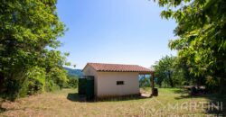 Annesso in Muratura con Terreno e Sorgente