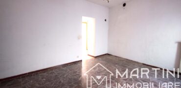 Large Flat in Need of Renovation | Tuscany