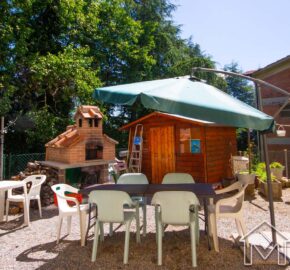 Ultimo Piano di Villetta con Giardino e Garage