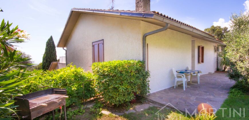 Casa con Piscina e Terrazzo Abitabile