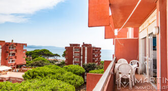 Apartment with Sea View Terrace